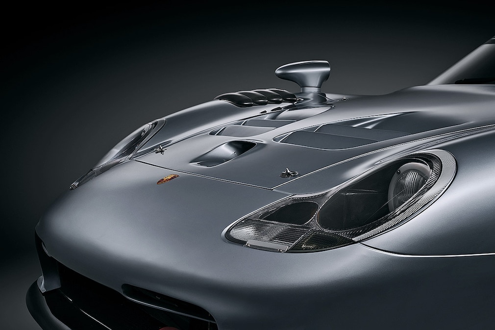 Porsche GT1 Evolution