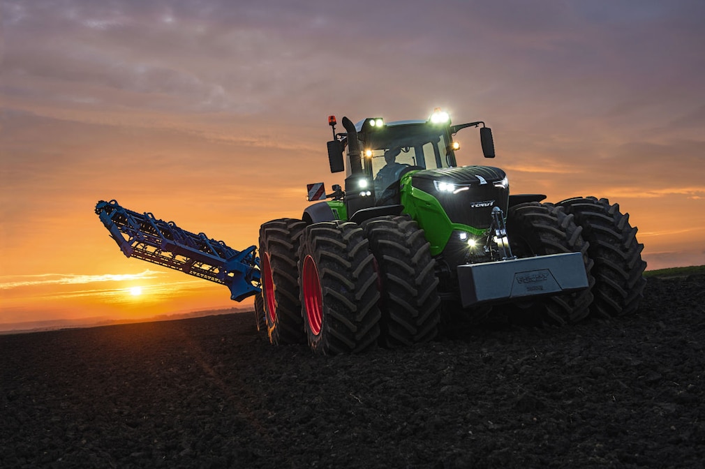 Traktor Fendt 1050 Vario