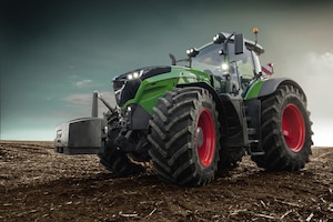 Traktor Fendt 1050 Vario