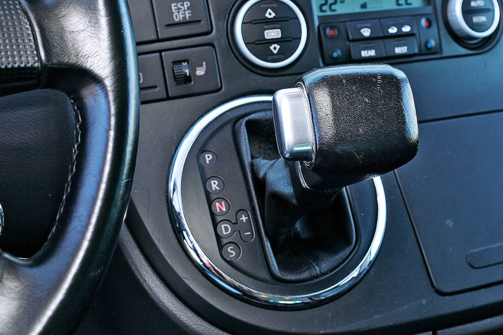 Volkswagen T5 Multivan 2.5 TDI Highline