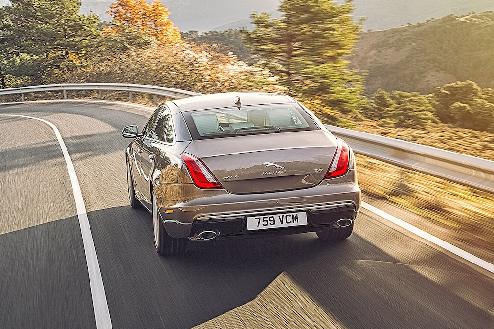 Jaguar XJ