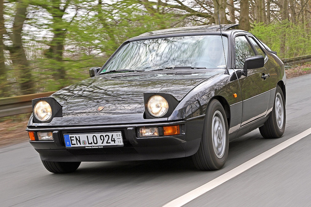 Porsche 924 S