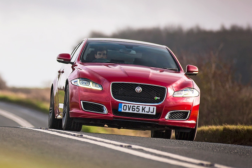 Jaguar XJ