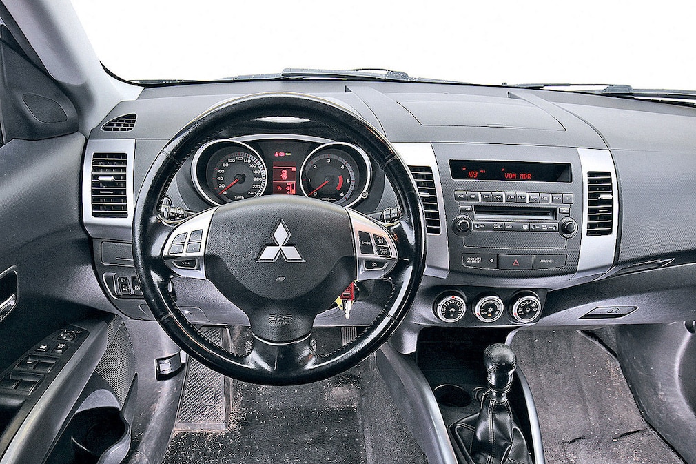 Mitsubishi Outlander 2.0 DI-D