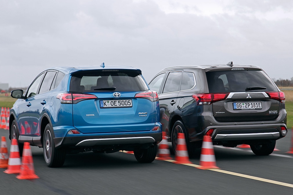 Toyota RAV4 Hybrid, Mitsubishi Outlander PHEV