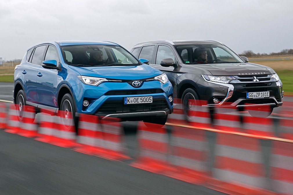 Toyota RAV4 Hybrid Mitsubishi Outlander PHEV