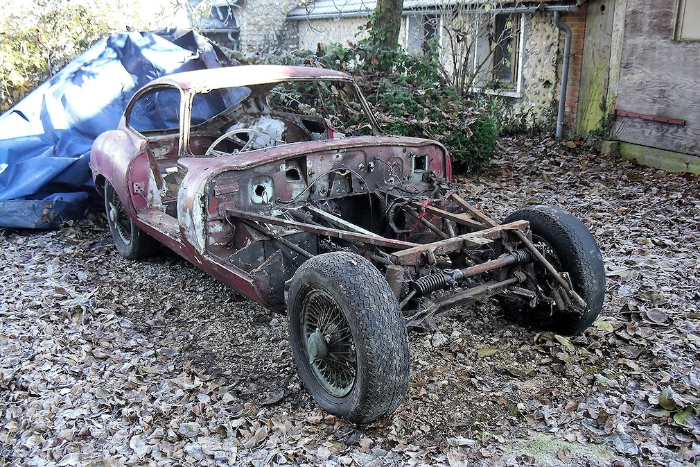 Jaguar E-Type Nr. 15 restauriert