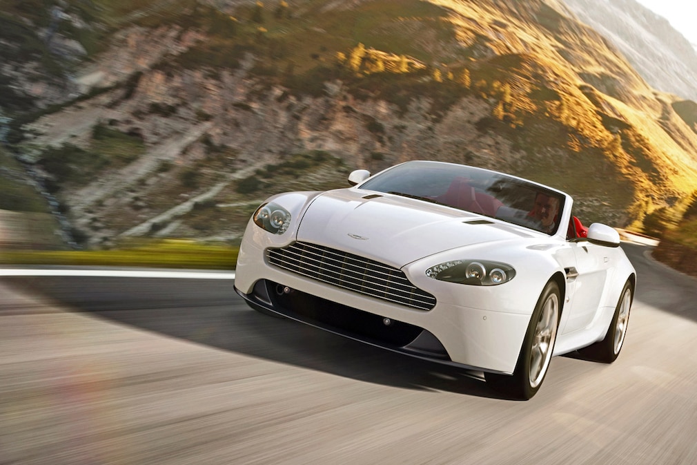 Ashton Martin V8 Vantage Roadster