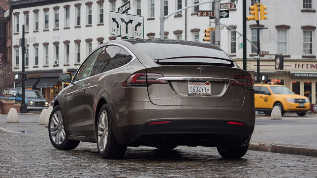 Video Tesla Model X P90d 2016 Erste Ausfahrt Im Model X