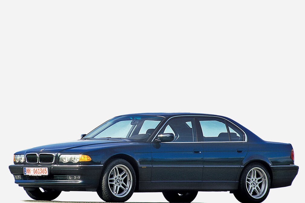 BMW 7er (E38)