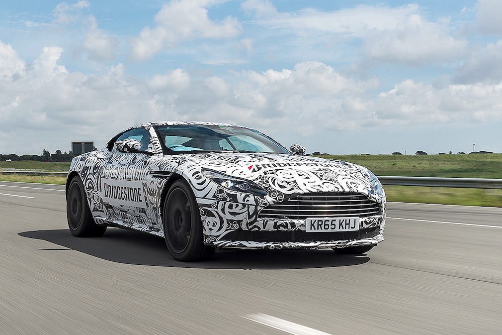 Aston Martin DB11
