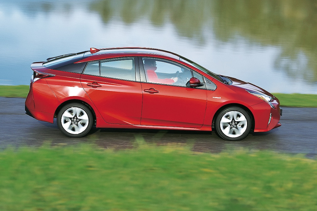 Toyota Prius IV