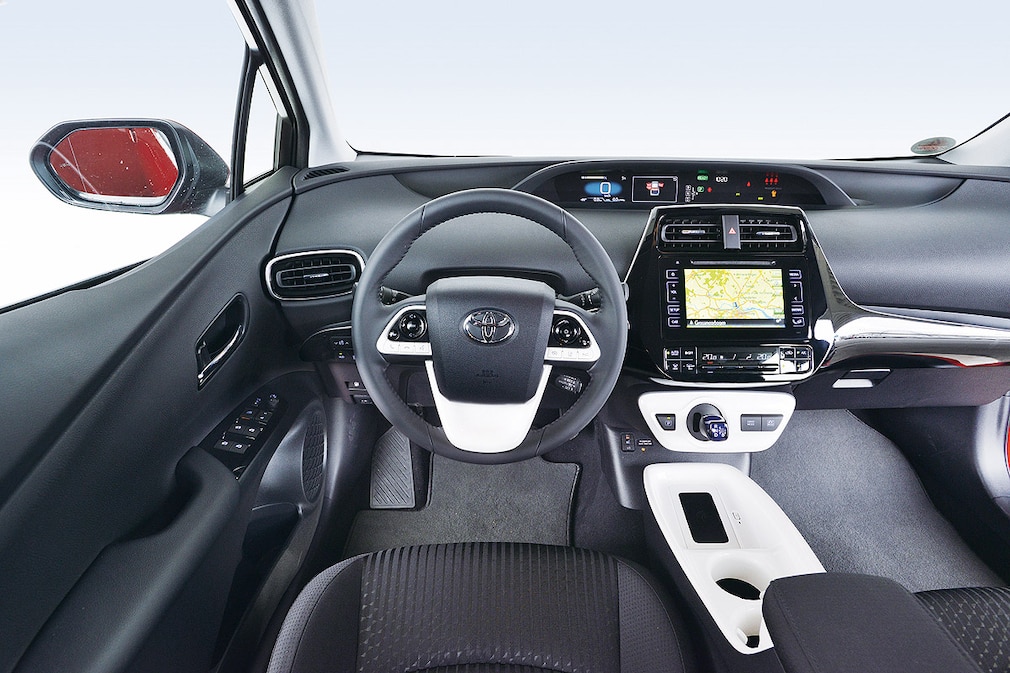 Toyota Prius IV