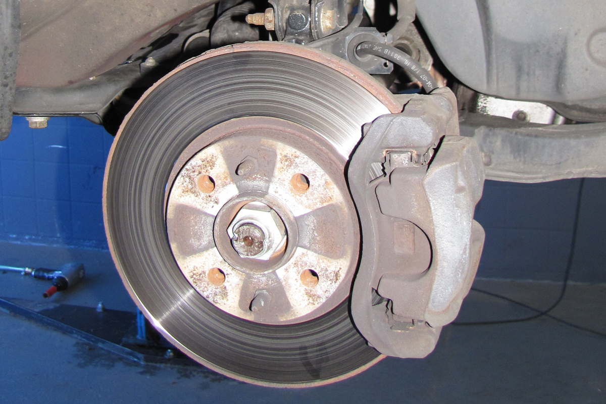 GLAS-Ersatzteileladen  Bremsbeläge hinten für ein Rad mit Nieten