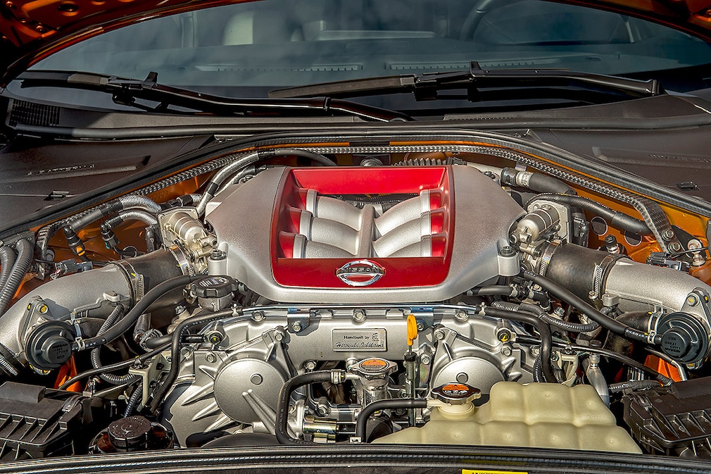 Nissan GT-R