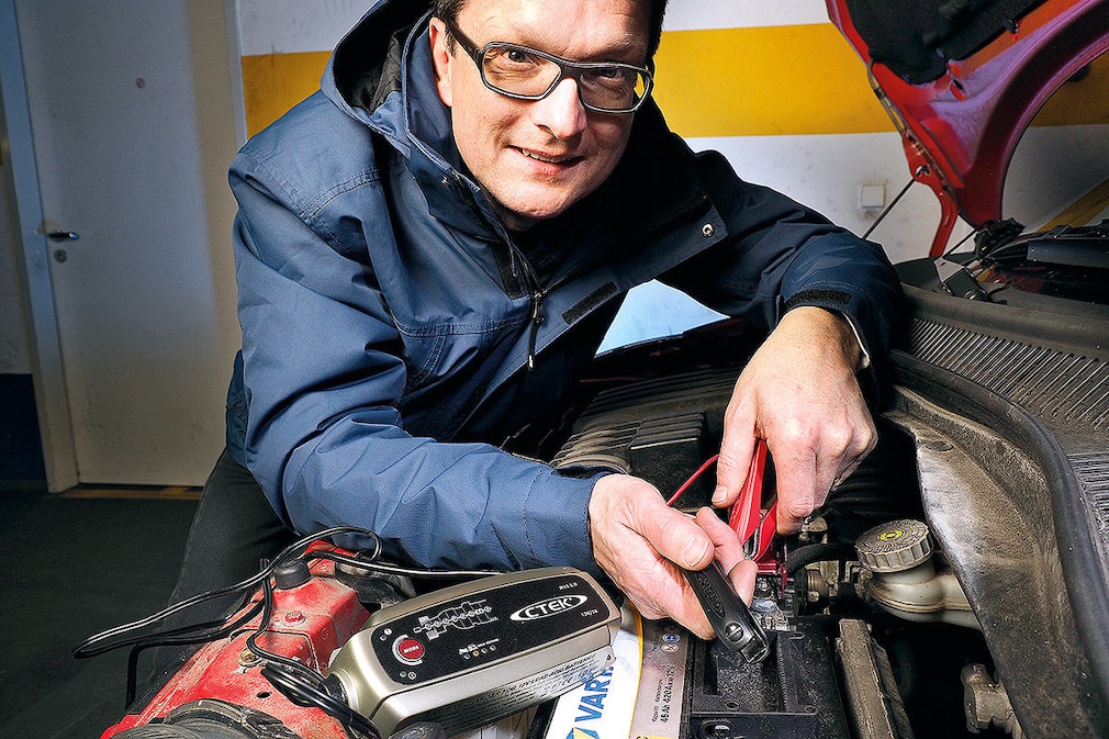 Batterie-Ladegeräte im Test