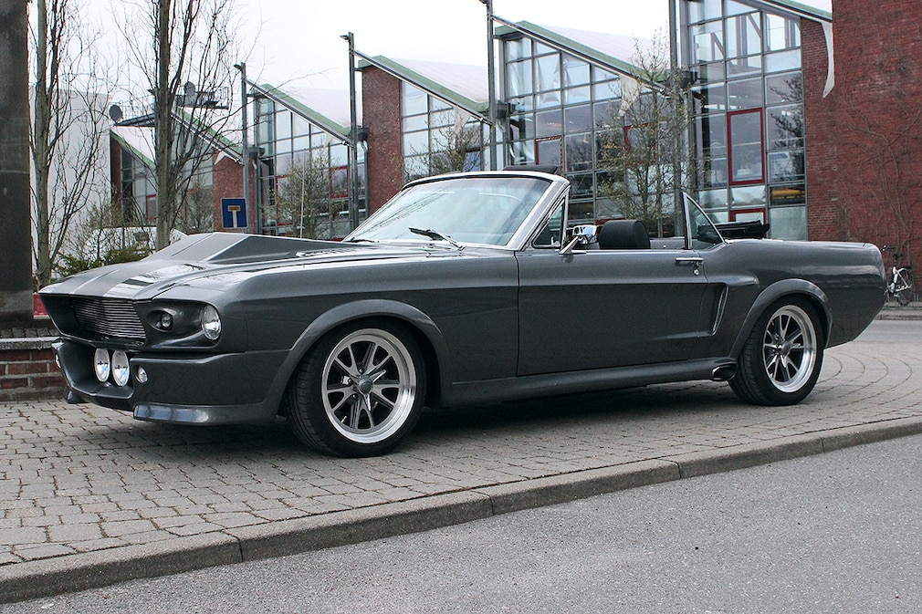 Shelby GT500 Replica
