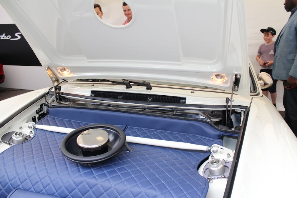 Porsche 911 by Singer Vehicle Design