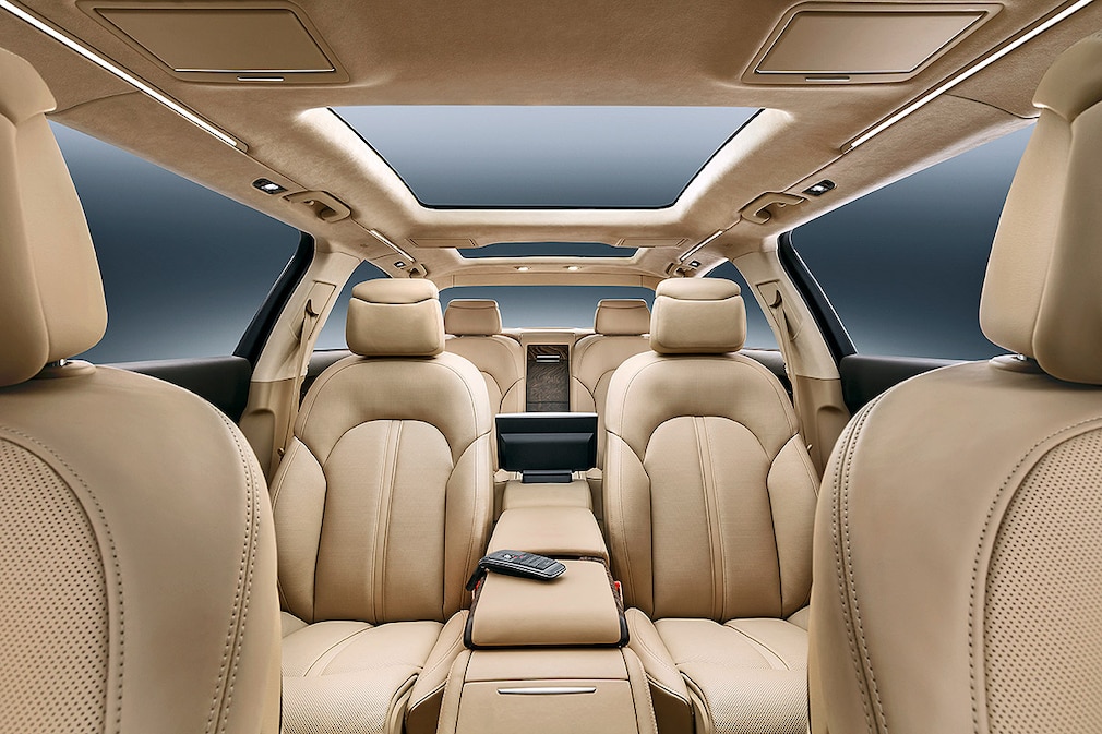 Audi A8 L extended