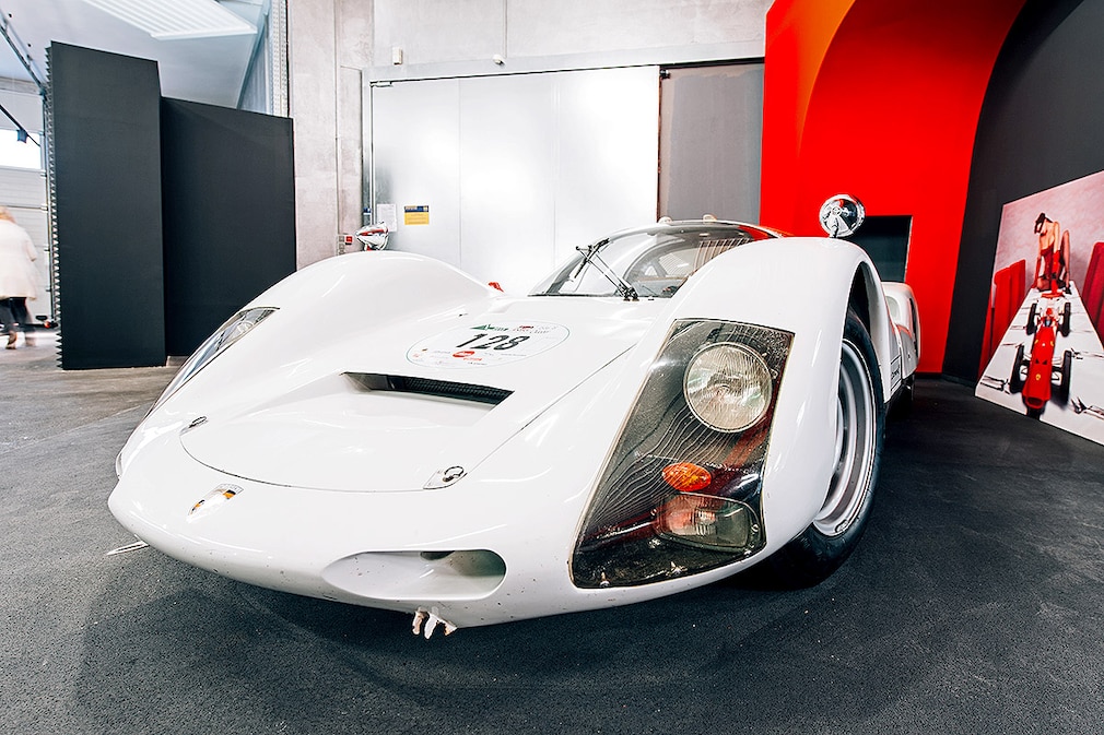 Carrera World