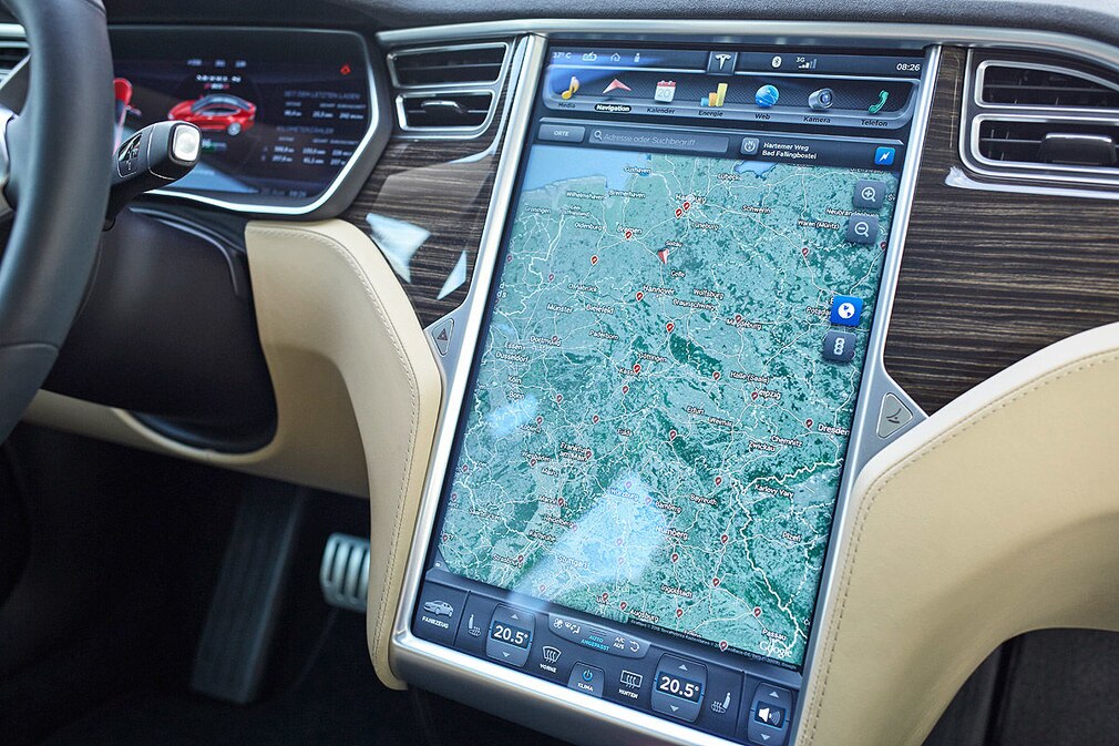 Tesla Model S P85D