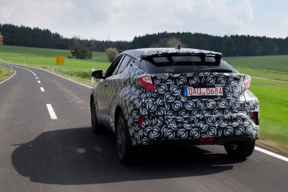 Erste Mitfahrt im Toyota-Crossover