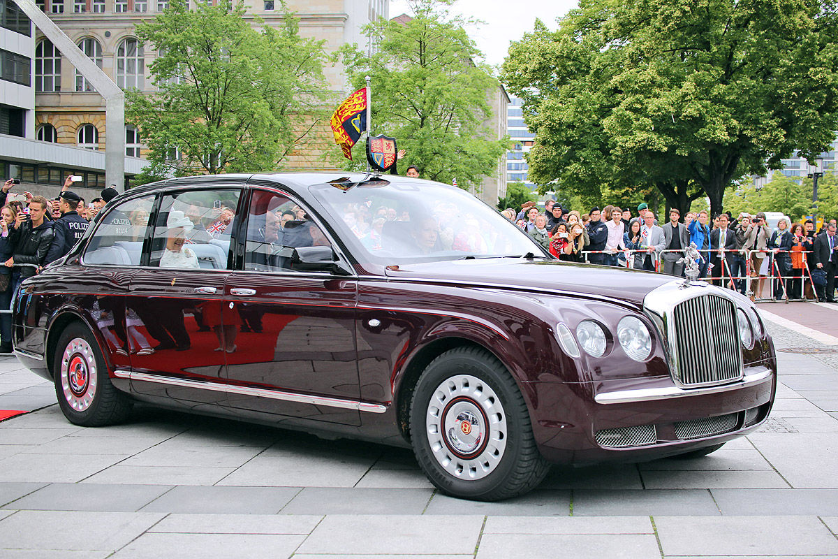 AutoFakten Queen Elizabeth II. Bilder autobild.de