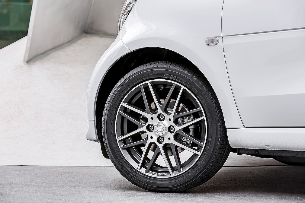 Smart Brabus fortwo !!! SPERRFRIST 25. April 2016 00:01 Uhr !!!
