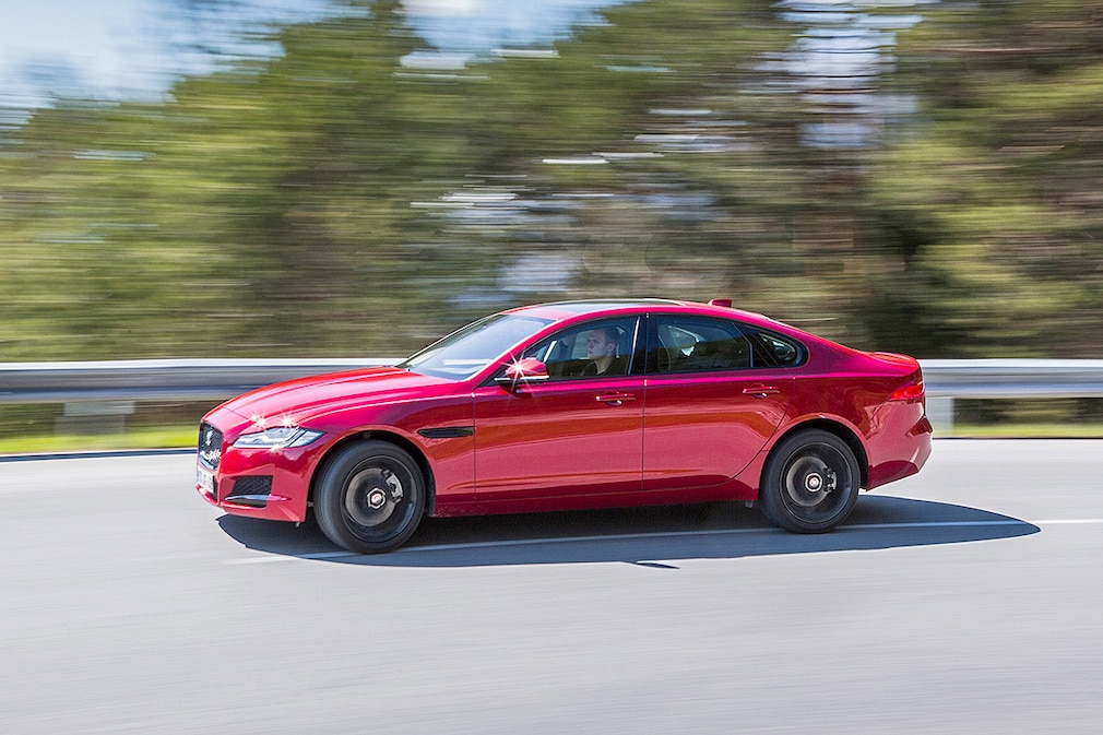 Jaguar XF 2.0 D AWD
