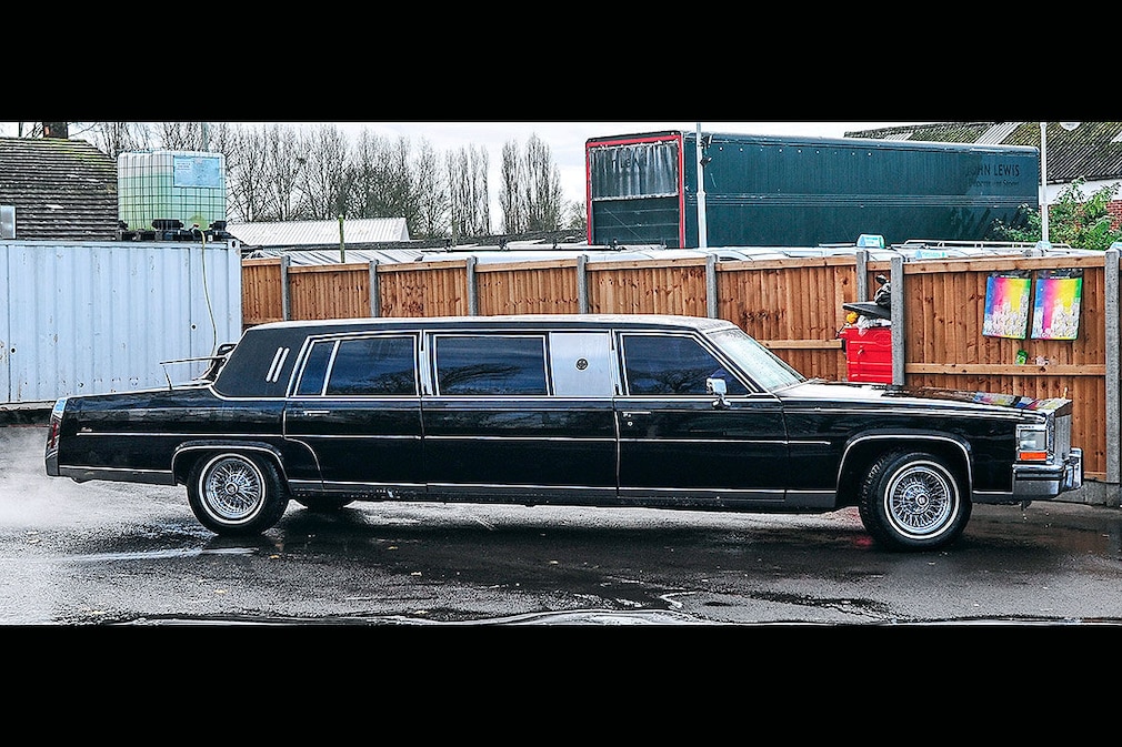 Cadillac 5.0 Limousine