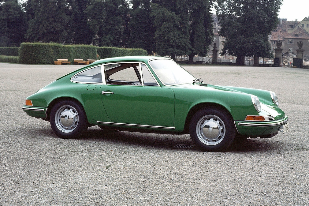 klassische Porsche 911 T 2.4 Coupé Ölklappenmodell aus dem Jahr 1972