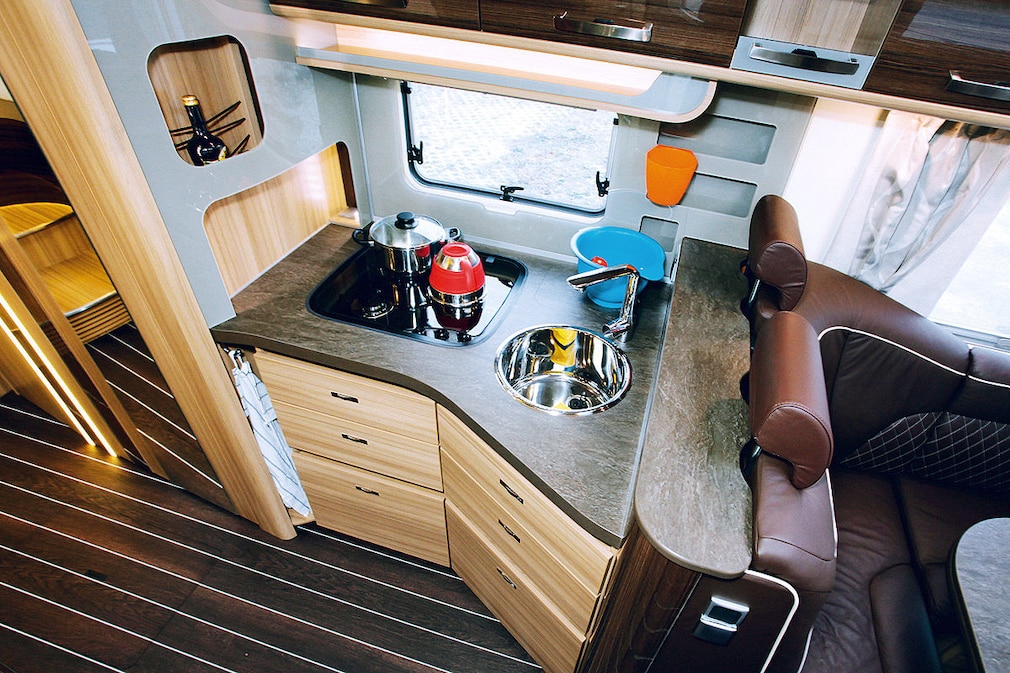 Knaus Sun i 900 LEG