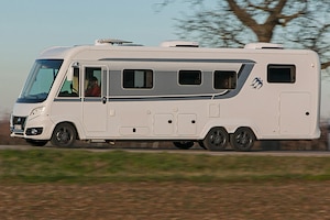 Knaus Sun i 900 LEG