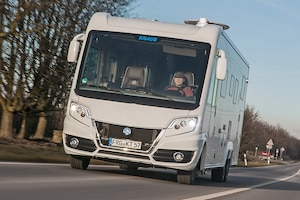 Knaus Sun i 900 LEG