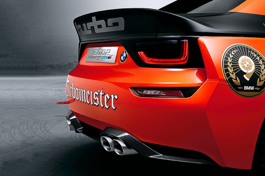 BMW 2002 Hommage Pebble Beach !! Sperrfrist 19. August 2016 02:40 Uhr (MESZ) !!