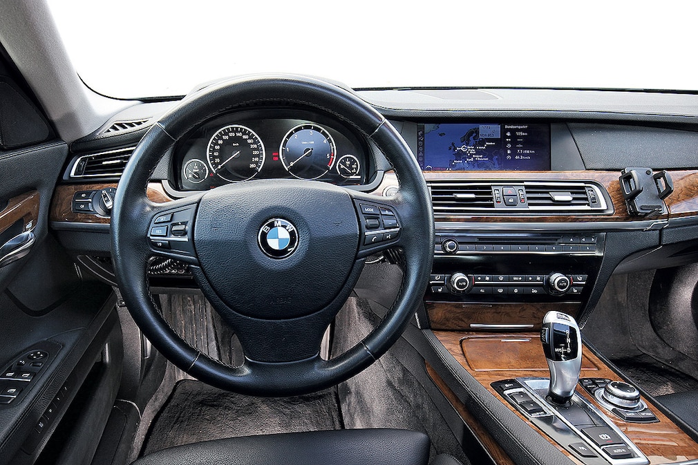 BMW 730d (F01)