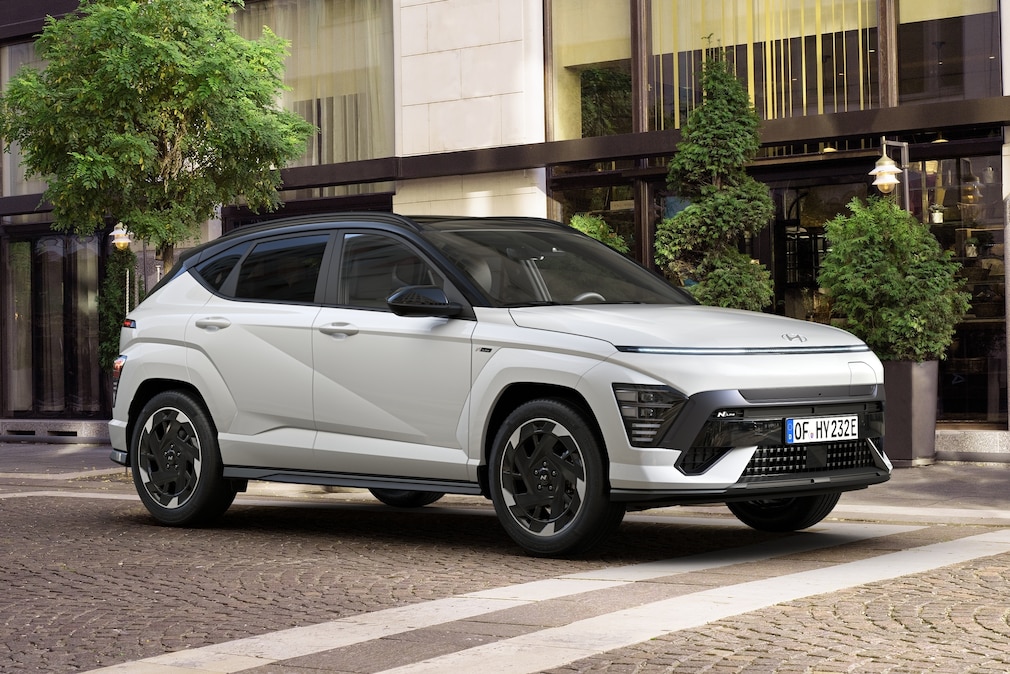 Hyundai Kona Elektro N Line stehend
