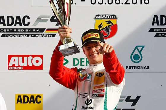 Formel 4