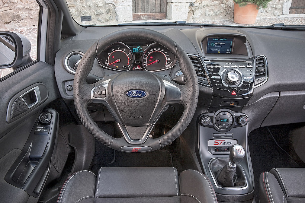 Ford Fiesta ST200 !!! SPERRFRIST 15. Juni 2016 00:01 Uhr !!!
