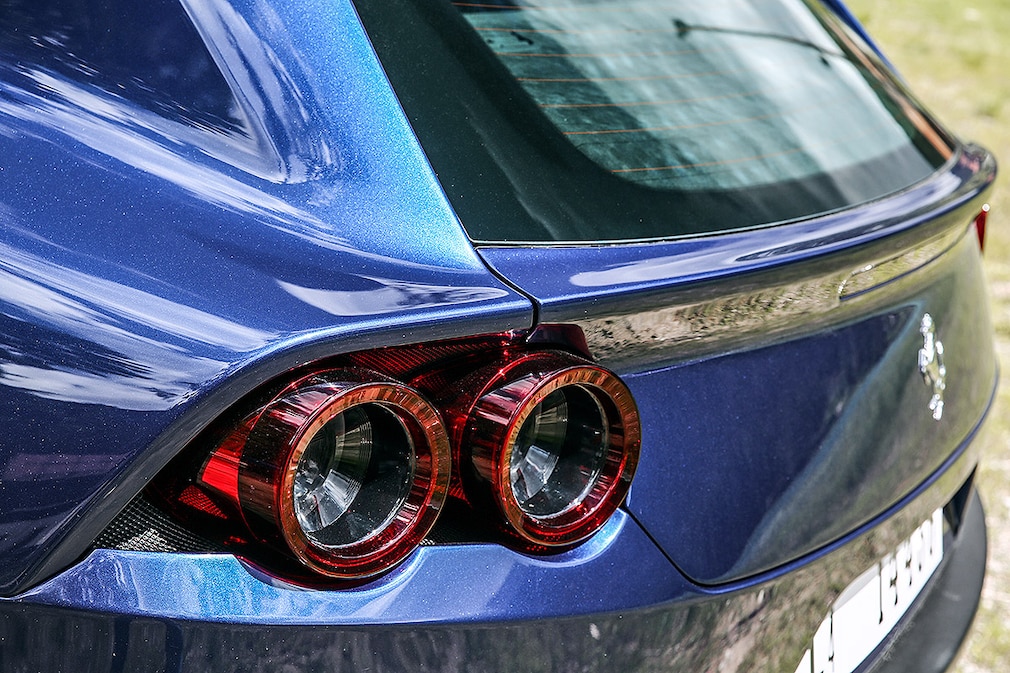 Ferrari GTC4 Lusso !! Sperrfrist 30. Juni 2016 00:01 Uhr !!