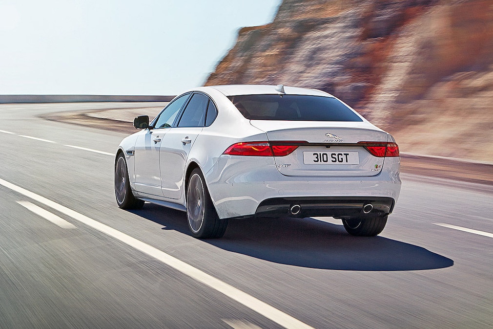 Jaguar XF 