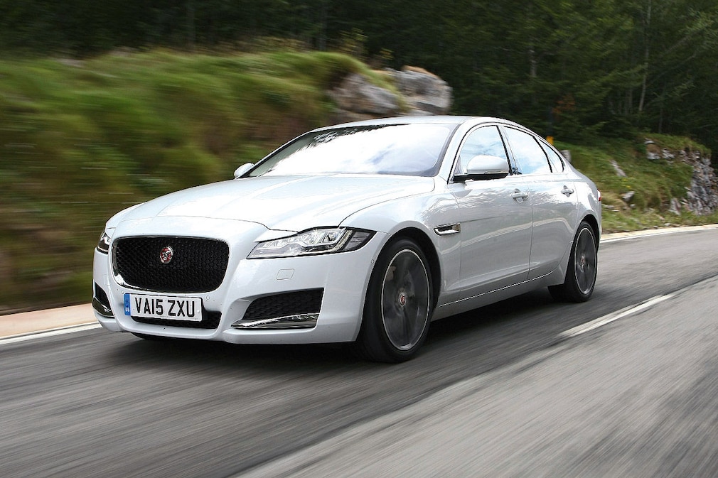 Jaguar XF 