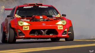 Crash: Toyota mit Ferrari-Motor verunfallt