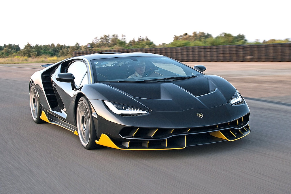 Lamborghini Centenario LP 770-4