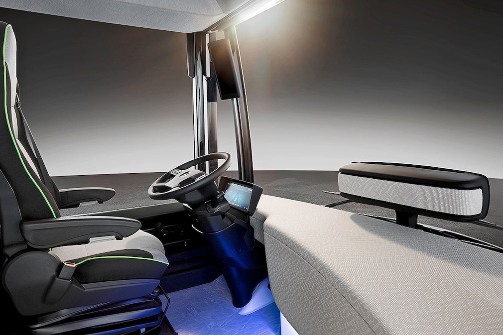 Mercedes Future Bus mit CityPilot