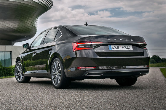 Skoda Superb Combi Illustraion