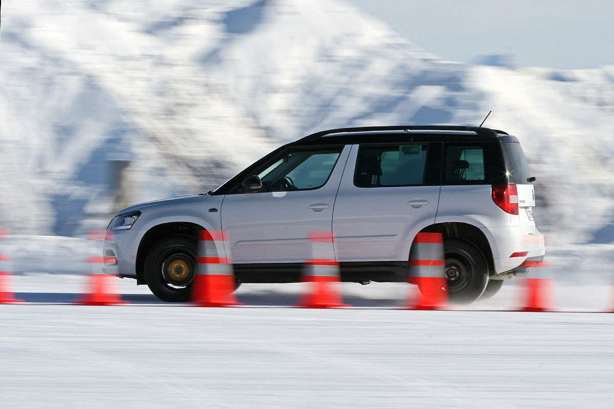 Test: Allrad-Ganzjahresreifen in 215/60 R 16