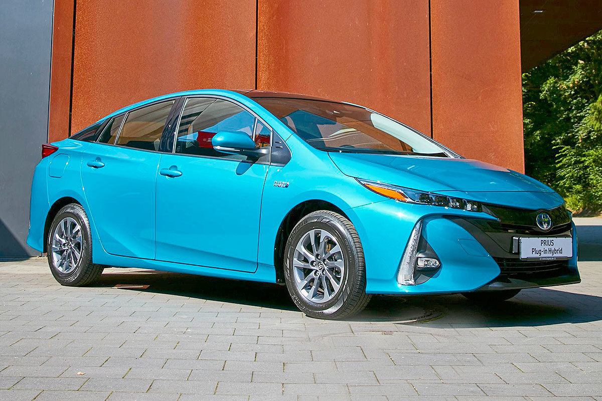 Toyota prius prime 2017 sale