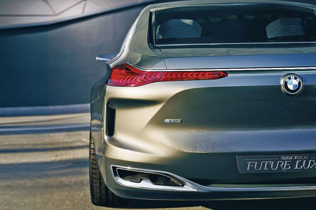BMW Vision Future Luxury Coupé