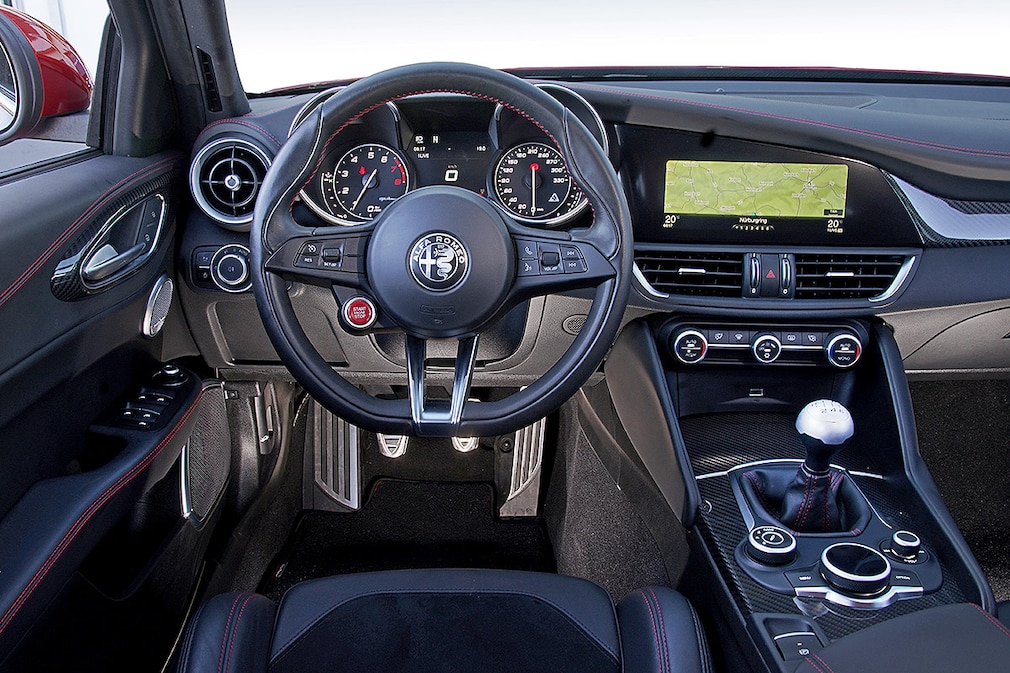 Alfa Romeo Giulia QV